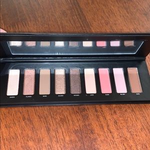 StudioMakeup Ease To Wear Eyeshadow palette